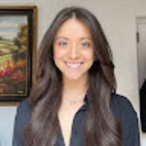 Meet your Posher, Ava